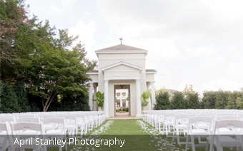 Wedding ceremony at The Celebration Garden in Huntsville Botanical Garden